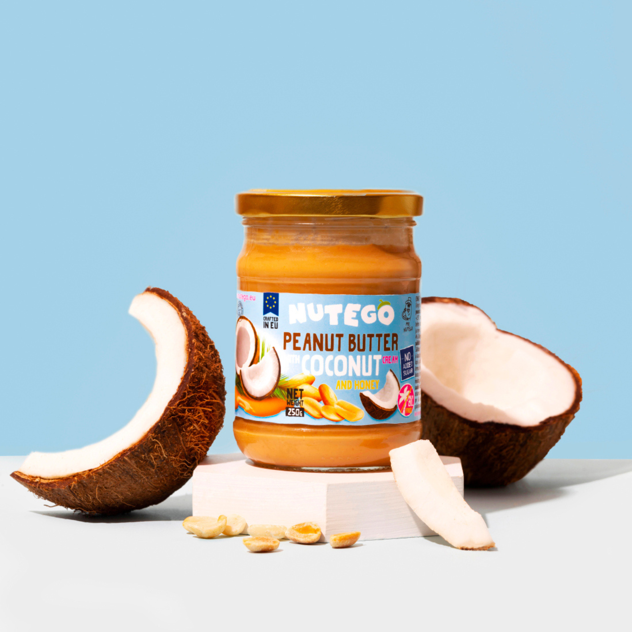 Žemės riešutų sviestas su kokosų kremu ir medumi